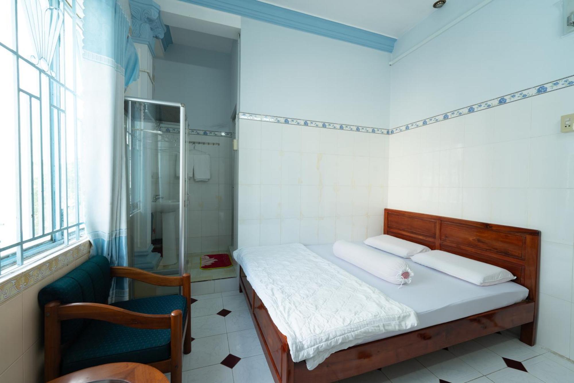 Thien Thanh Hotel Vĩnh Long Exterior photo