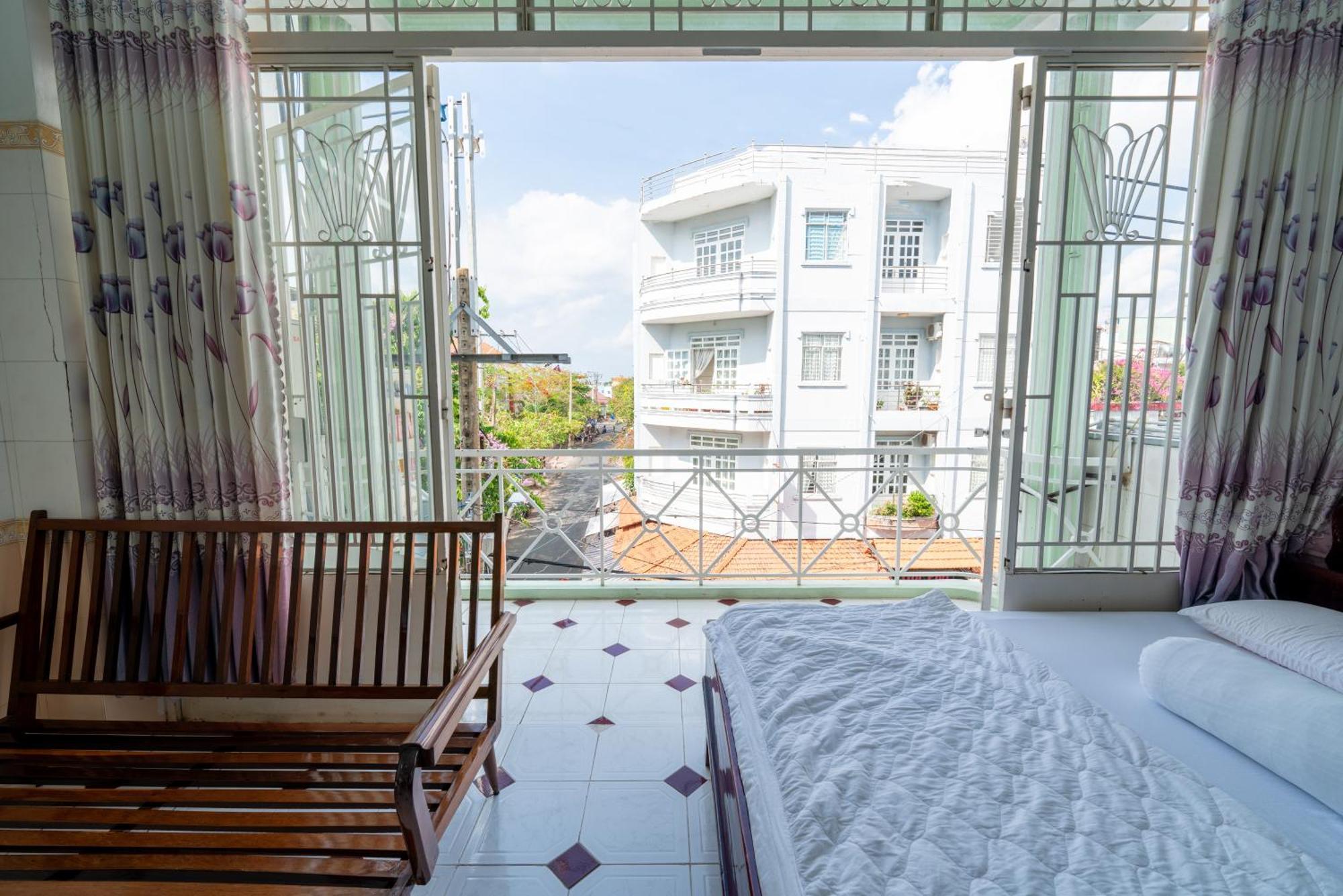 Thien Thanh Hotel Vĩnh Long Exterior photo