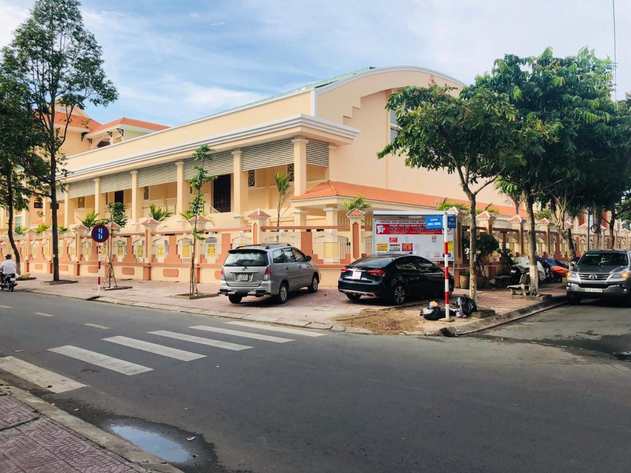 Thien Thanh Hotel Vĩnh Long Exterior photo